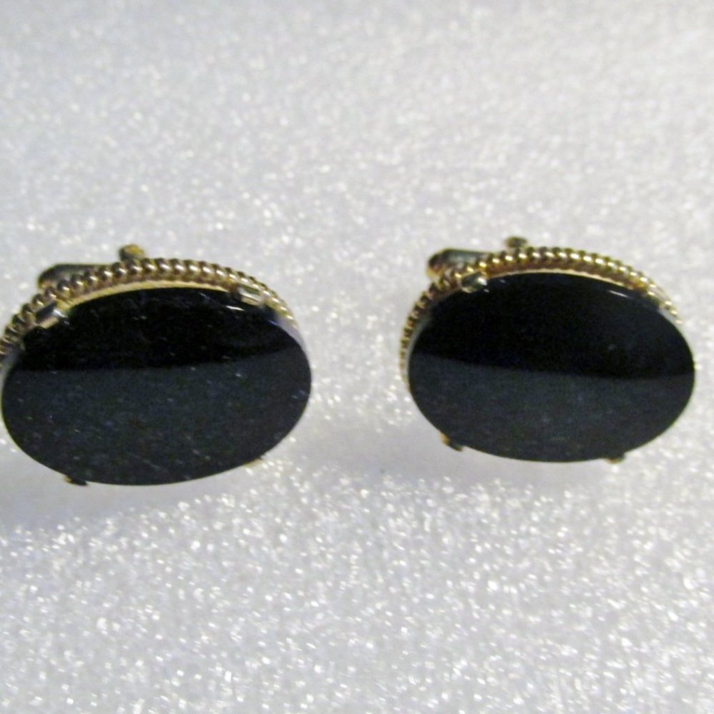 Vintage Black Onyx Oval Cufflinks